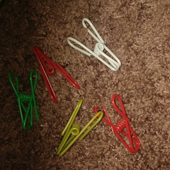 multi purpose clips - Picture 3 of 3